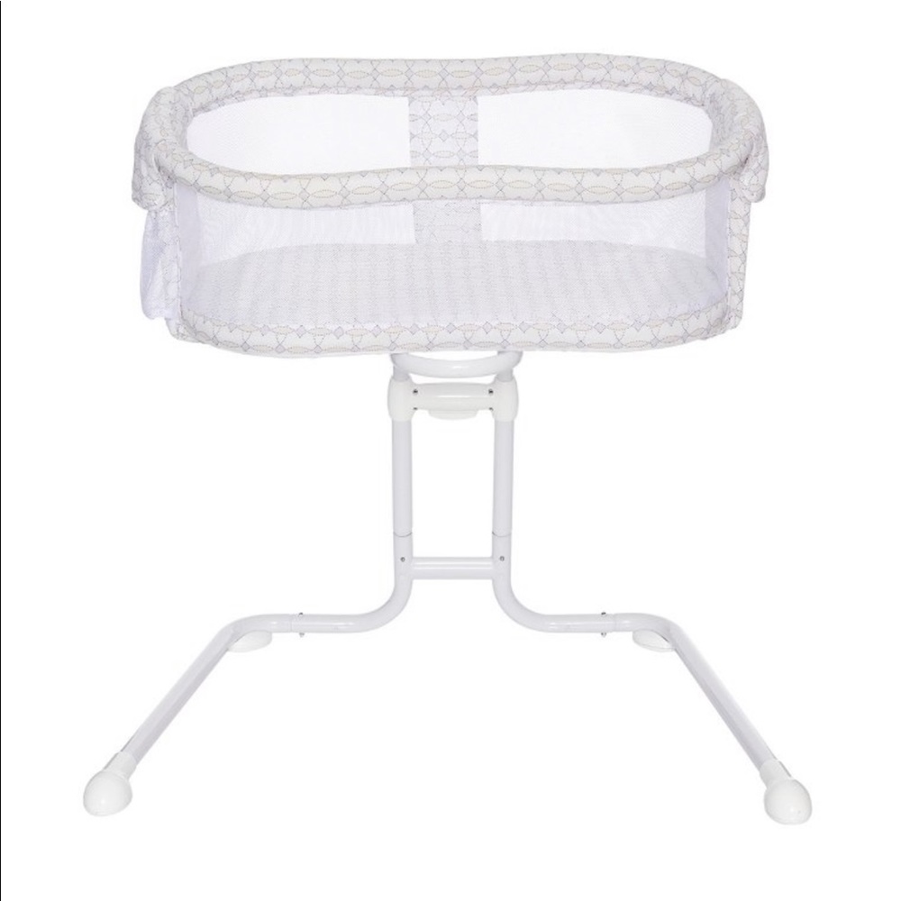 Halo bassinet brand new